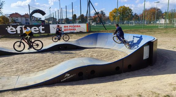 tor rowerowy typu pumptrack